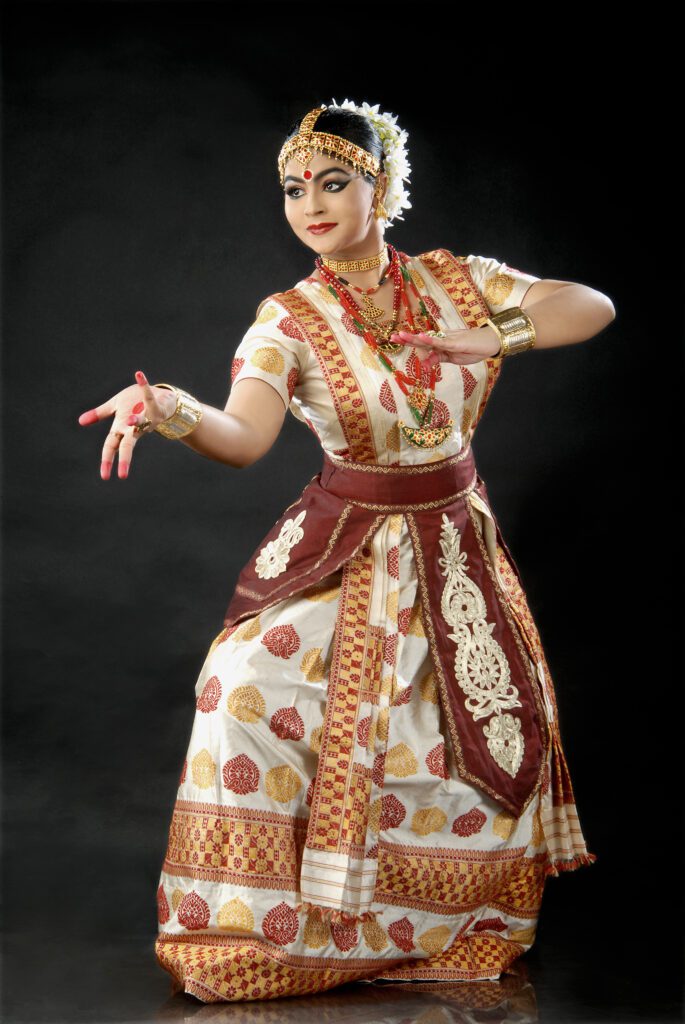 Indian classical dances SATTRIYA - Bodhibloom.com