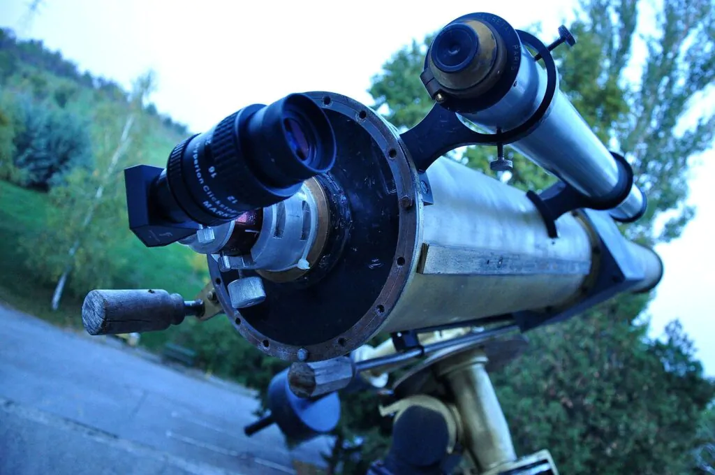 What Type of Telescope is Best For Viewing Planets